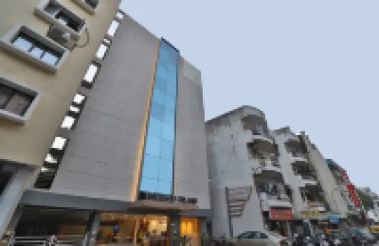 Hotel le Grand Hotels near Dargah Hazrat Khwaja Dana