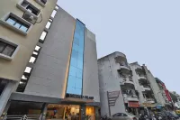 Hotel le Grand Hotels near Joravar pir dargah