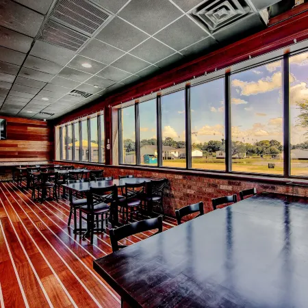 Southern Breeze Lodge