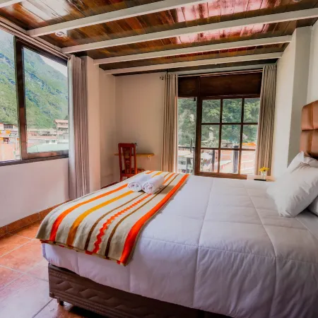 NaturaLodge Machu Picchu Отели в г. Агуас-Кальентес