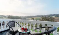 Treebo Skydale Premium Suites, 1500 Mtrs from Ooty Lake - Mountain view