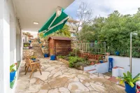 Designer Luxury Two Bedroom Apartment