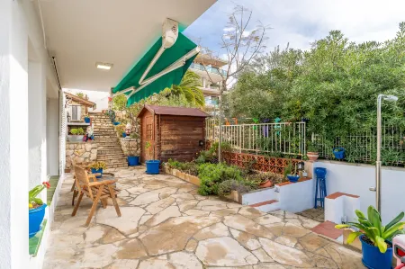 Designer Luxury Two Bedroom Apartment