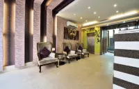 Hotel Taksh Inn