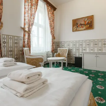 Hotel Klarinn Prague Castle Отели рядом с достопримечательностью «Карлов мост»