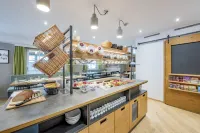 Arlen Lodge Hotel - breakfast
