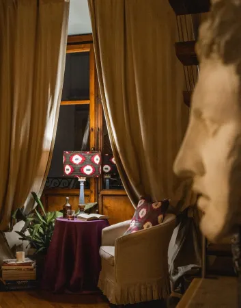 Capri Moon Guest House Отели рядом с достопримечательностью «Certosa del Galluzzo - Monaci Cistercensi»