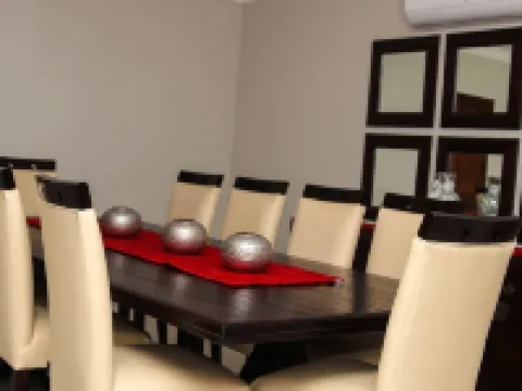 Letsatsing Lodge Hotels in Rustenburg