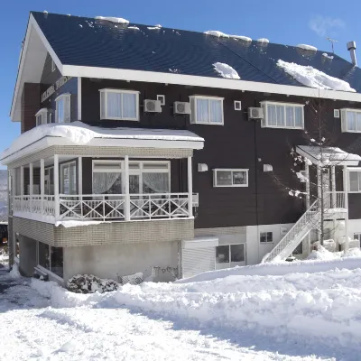 Akakura Yours Inn Hotels near Ikenotaira Onsen