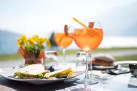 Lake Como Beach Hostel Hotels in Domaso