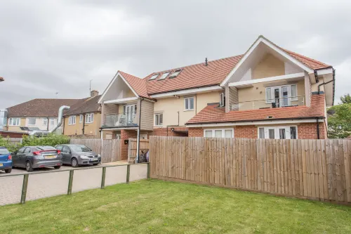 Weekly & Monthly Stays Available, Leisure & Business, 2 Bedrooms, Near Jr Hospital, Oxford