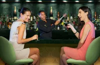 DoubleTree by Hilton Resort & Spa Marjan Island - bar