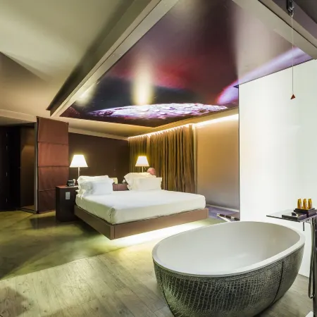 The Vine Hotel