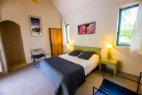 Maisons d'Hôtes à la Ferme de l'Oudon & Spa - Homestays
