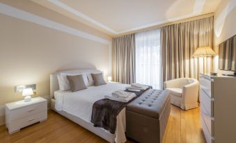 Milan Royal Suites & Luxury Apartments