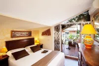Pantheon Inn Отели в г. пантеон