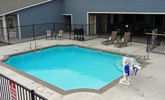 Kenedy Inn and Suites