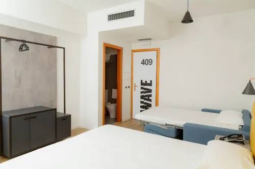 Wave Hotel