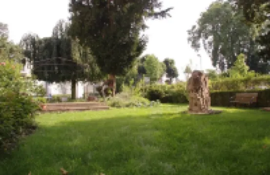 威耶曼別墅公寓