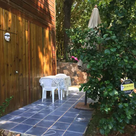 Roatan Bed & Breakfast Apartments