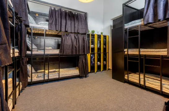 Bee Hostel