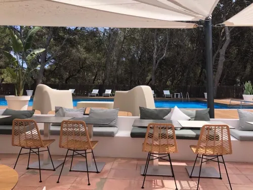 Apartamentos Es Pujols - Emar Hotels