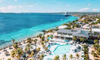 Van der Valk Plaza Beach & Dive Resort Bonaire