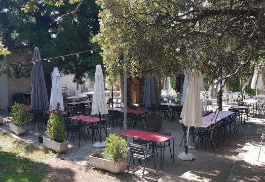 호텔 사라 데 우르 이미지