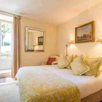 Villa Louise Rooms