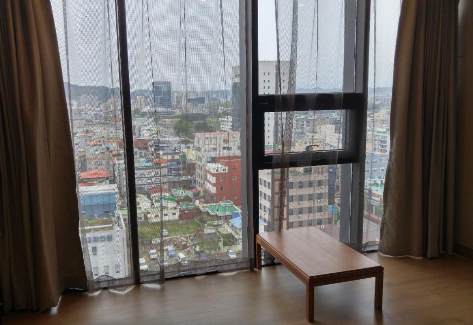 제이스퀘어호텔 로비