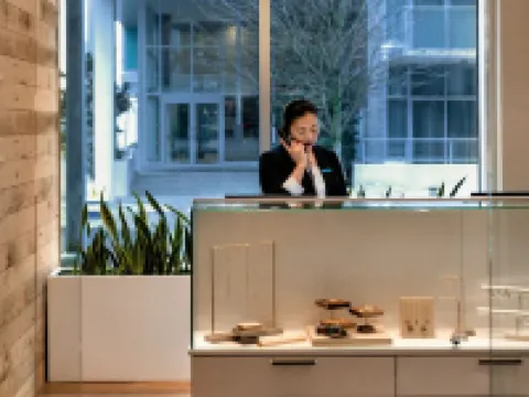 Seaside Hotel North Vancouver Hotels in North Vancouver