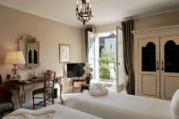 Le Manoir de Gressy Hotels in Villevaude