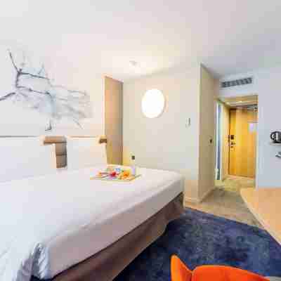 Hôtel Mercure Paris Massy Gare TGV Rooms