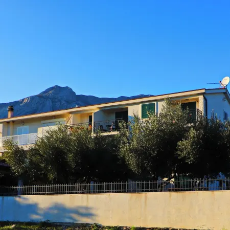 Apartments Trstenica Hotels in Orebic