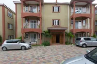 New Kingston Guest Apt at Fairway Hotels in 