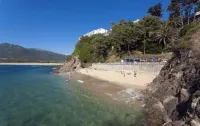 濱海岩石飯店 - 沙灘