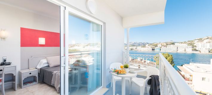 Playas del Rey Hotels in Santa Ponsa