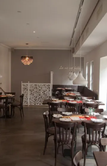 La Flamme Wertheim Garni