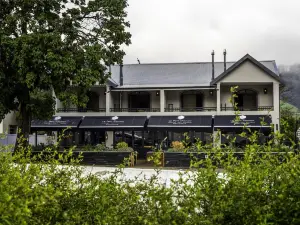 Le Petit Manoir Boutique Hotel