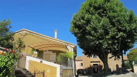 Lou Cardalines Отели в г. 'Воклюз