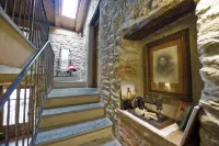 La Maison des Vignerons Chambres d'Hotes B&B Hotels in Bard