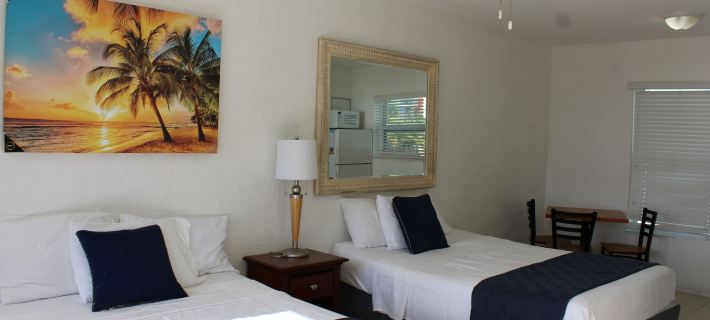 Golden Sand Oceanfront Hotels in Hollywood