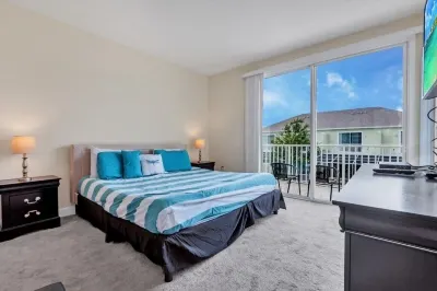 Serenity 3 Bed Townhome 3 Bedroom Townhouse by Redawning