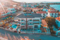 Zoi Cunda Hotels in Mithatpaşa Mahallesi