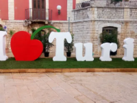 Albergo Diffuso Dimora Rossi B&B Hotels in Turi