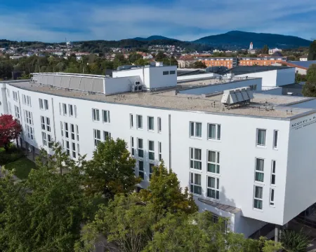 SCOTTY + PAUL 德根多夫酒店 代根多夫酒店