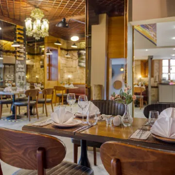 Dogan Hotel