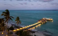 Blue Moon Resort Hotels in Kusini