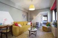Live in Athens, Psyrri Central Apartments