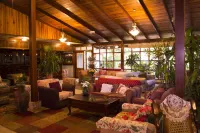 Lands in Love Hotel and Resort